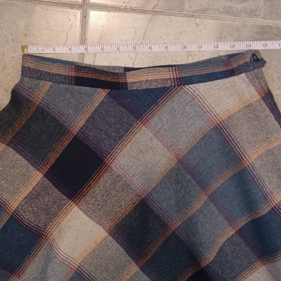 Vintage Koret A-line skirt - Picture 2 of 5